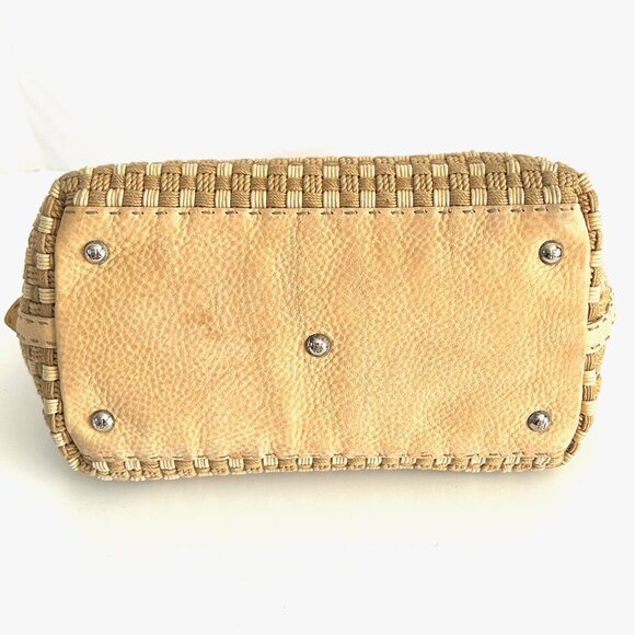 Ltd Edition Fendi Doctor Bag (Adele) Selleria Raffia Neutrals - Picture 4 of 15